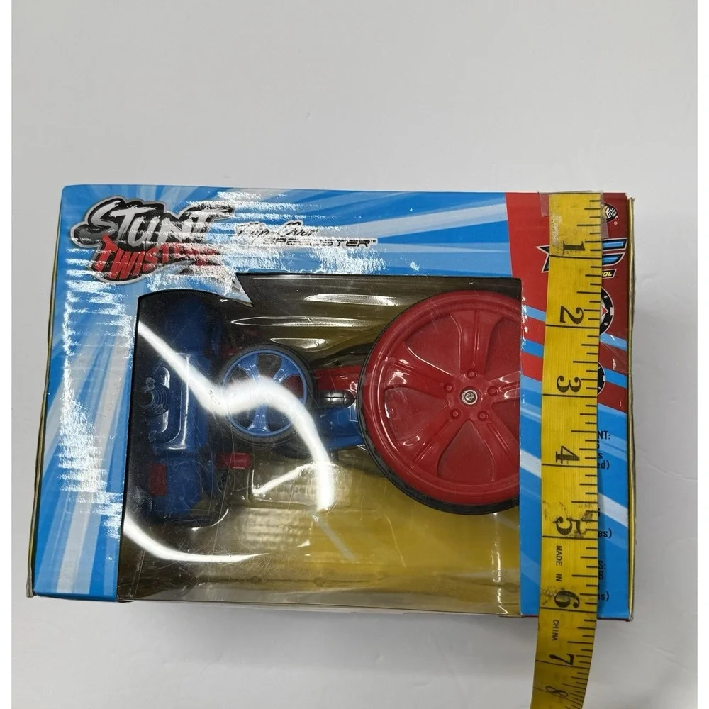 Nitro Stunt Twisterz Radio Control Car RC Spin Wheelie Flip Lights NKOK Toy‎ New
